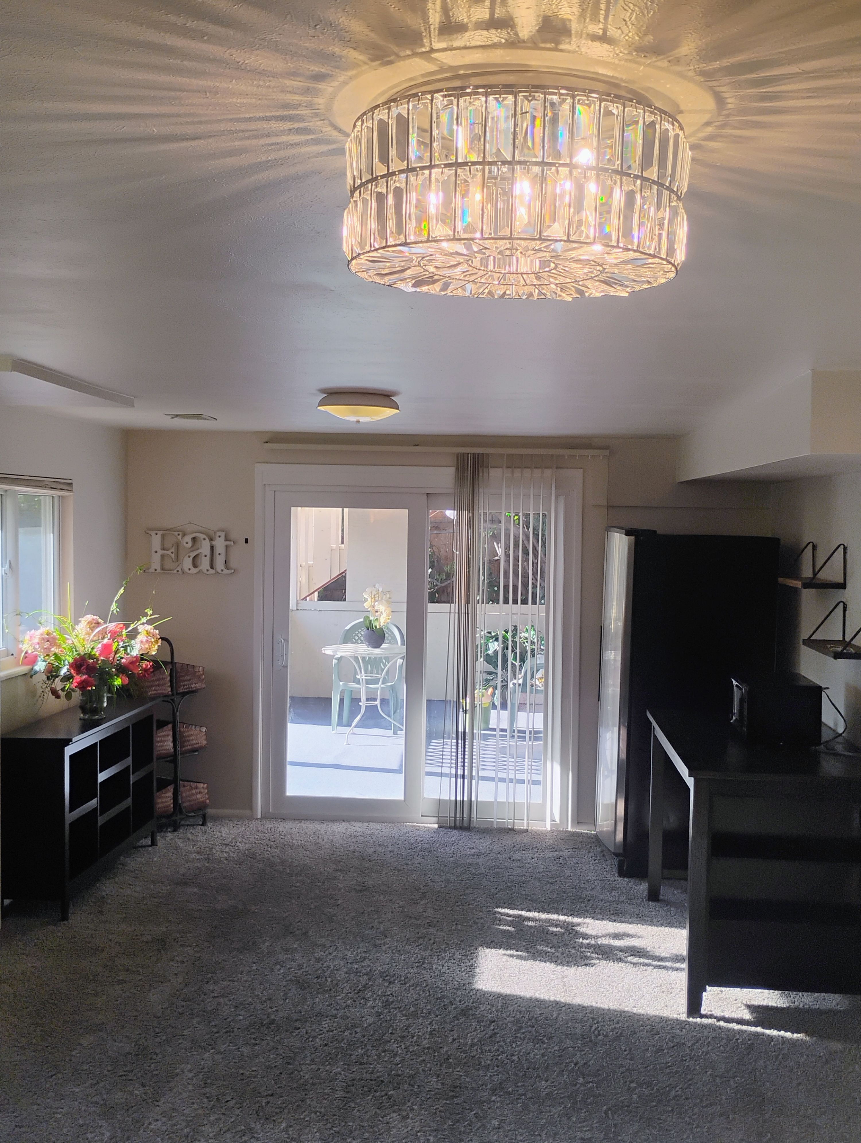 Spacious private 1 bedroom walkout 