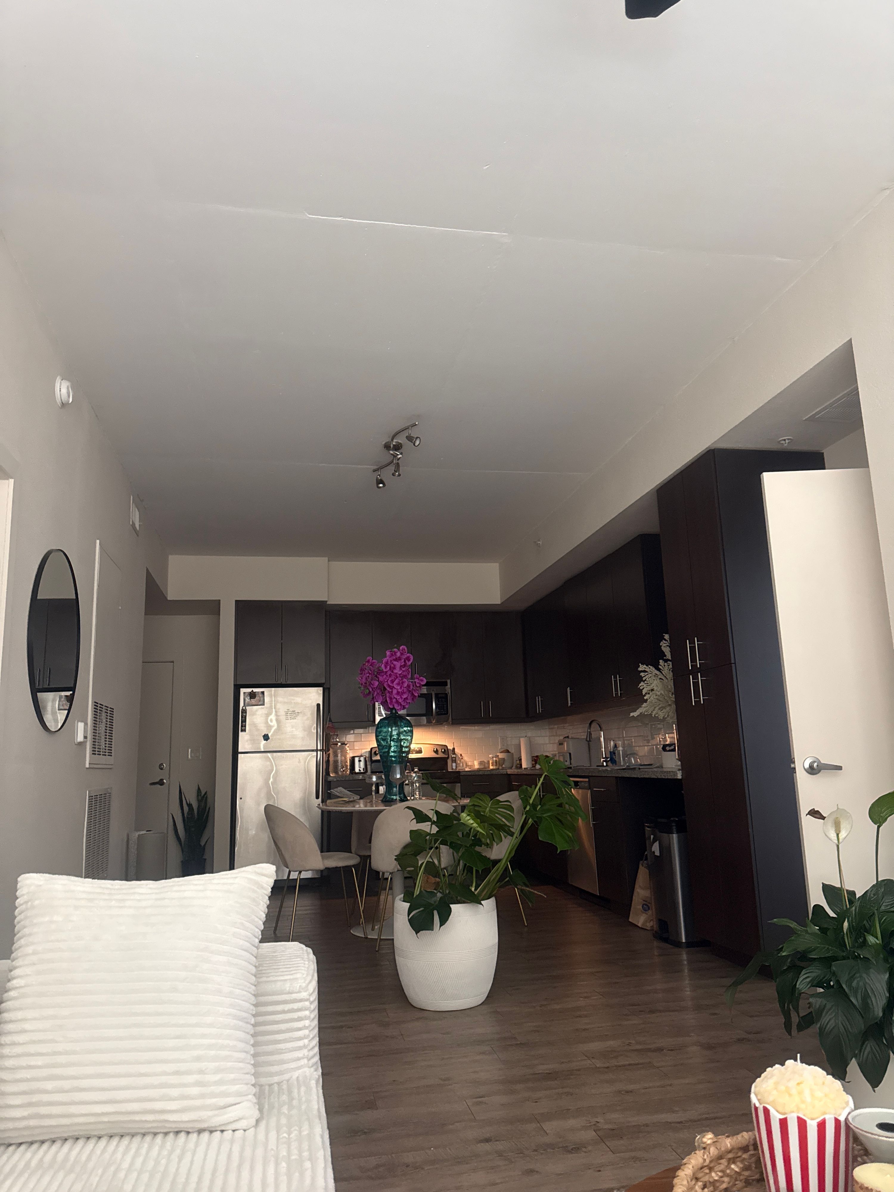 Furnished home with private room and bathroom 