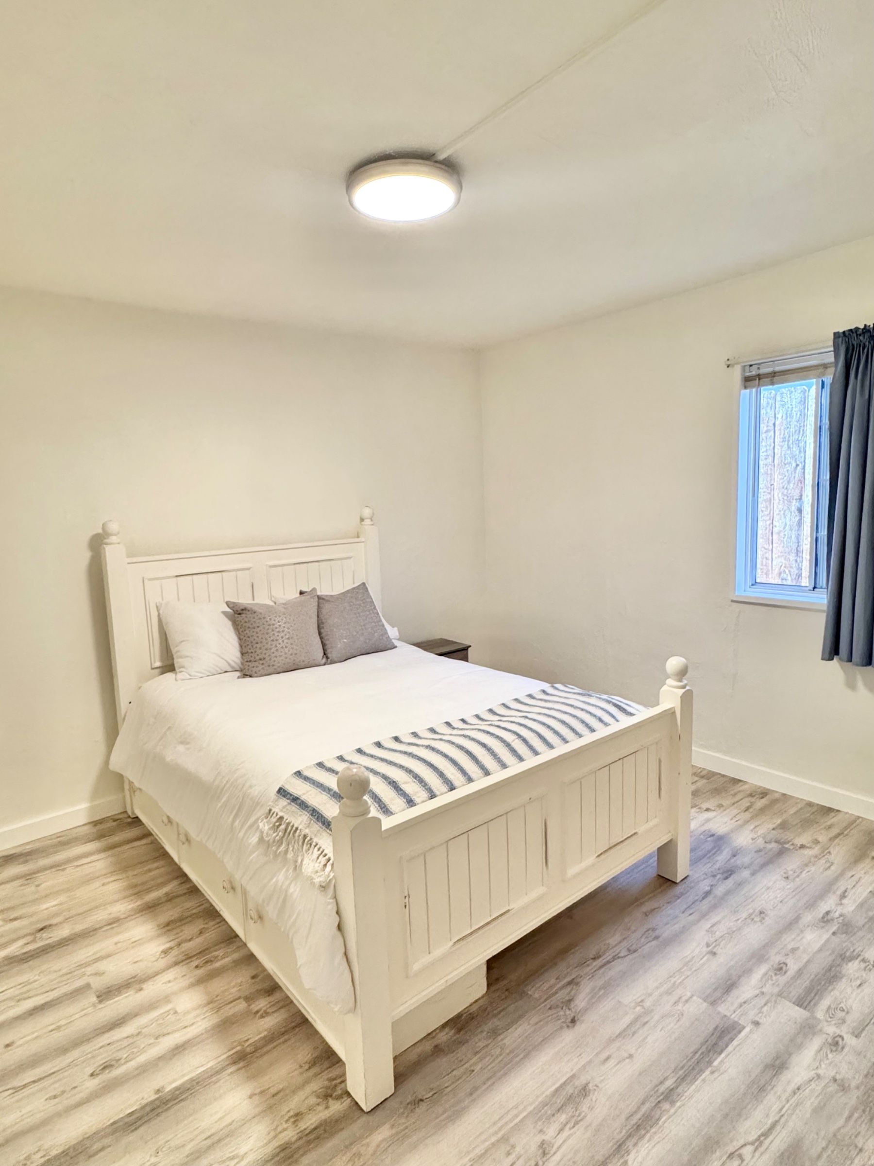 Furnished Spacious Room!
