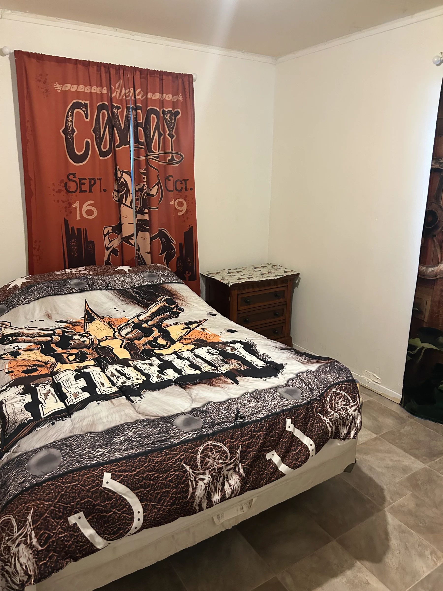 funished room