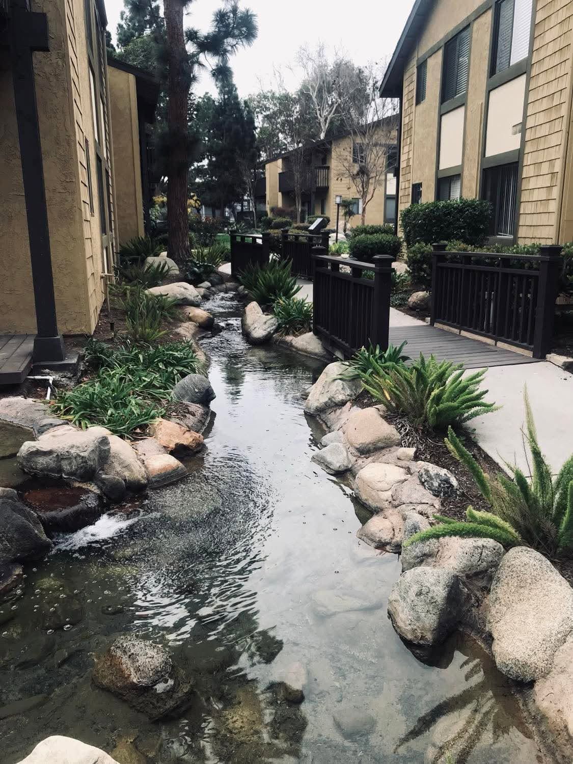 Half-Room Available in Costa Mesa (women)