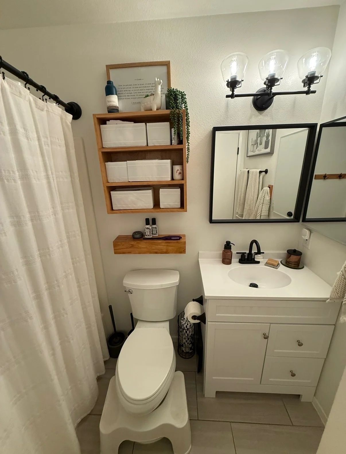 Christian Female Roommate Wanted | San Carlos Condo | January 2027